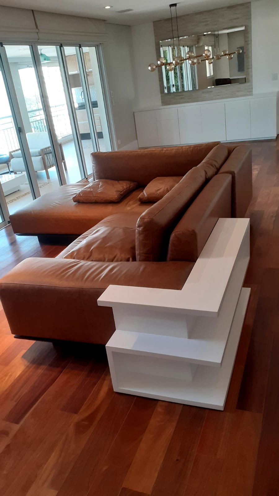Sala após limpeza técnica pós-obra