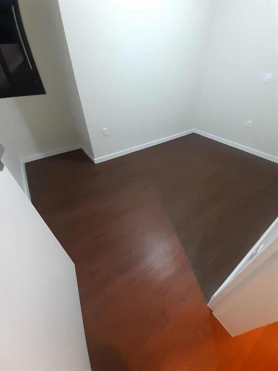 Quarto após limpeza técnica pós-obra
